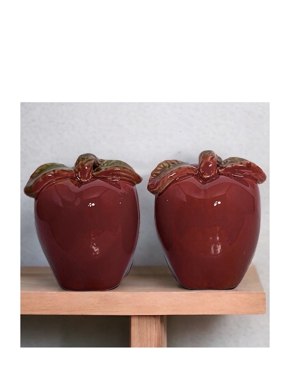 Salt Pepper Shakers Ceramic Apples Rustic Autumn Harvest Artisan Hand Painted